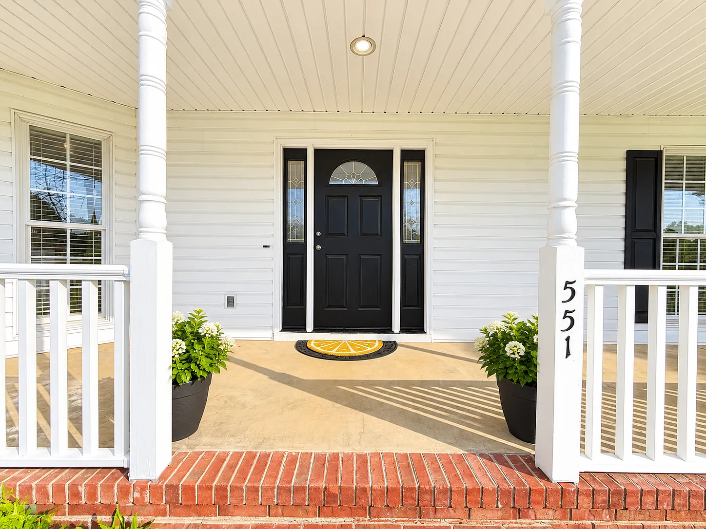 4 bed, 2275 sqft, $2,245 — Photo 3