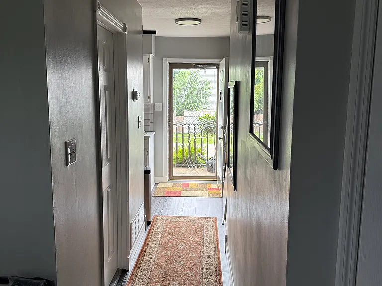 703 Brian Ct — Photo 23