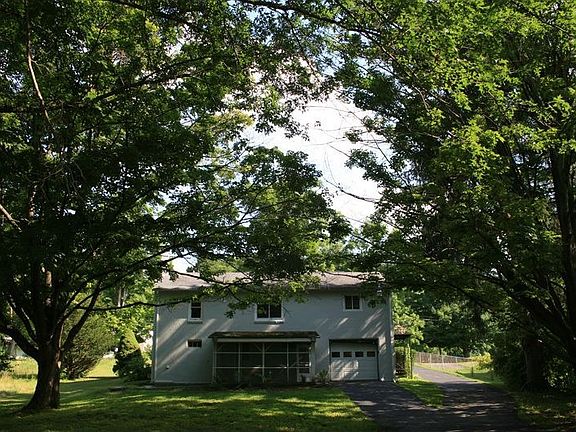 Back view of house as of 2009-08-01