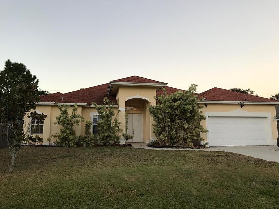1st image of 1233 SW Century Ave