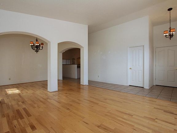 3rd image of 9569 E Kokopelli Cir