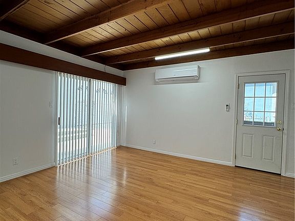 5th image of 2629 Whitney Dr