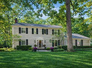 722 Forest Hill Rd, Lake Forest, IL 60045