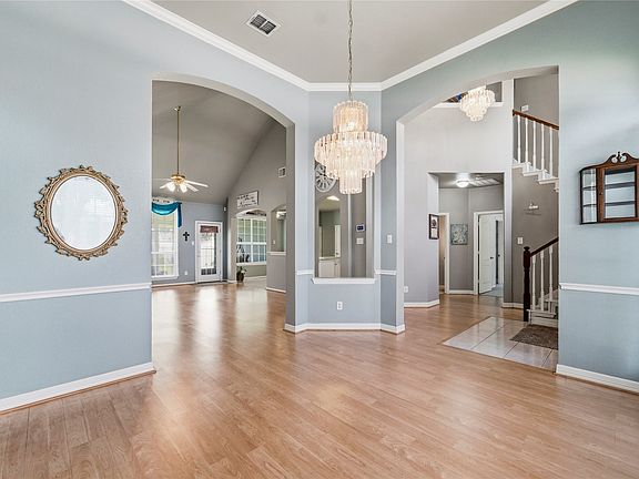 5th image of 1184 Pleasant Oaks Dr