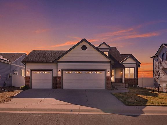 2nd image of 551 Wind River Dr