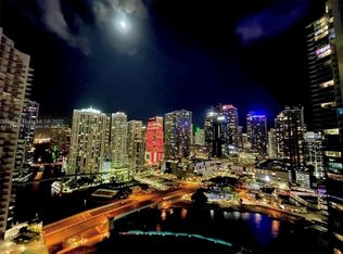 90 SW 3rd St APT 2802, Miami, FL 33130