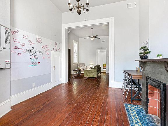 2nd image of 1412 Melpomene St #1412