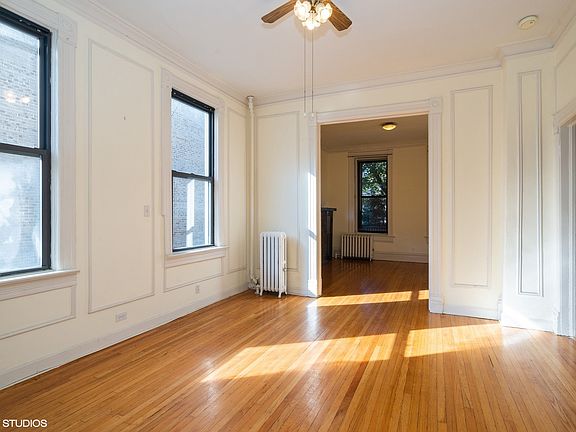 3rd image of 741 W Melrose St #1