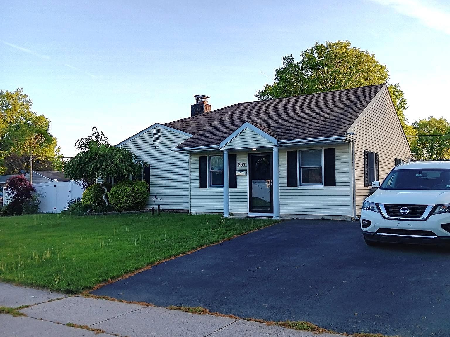 297 Thornridge Dr, Levittown, PA 19054 MLS PABU2070250 Zillow