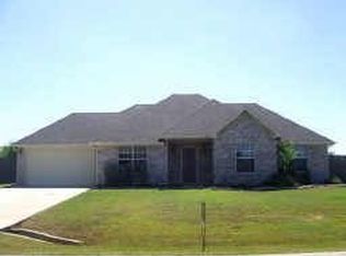 866 S Sherry Ln #D, Aubrey, TX 76227