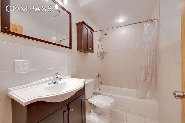 Rented by Compass | media 12