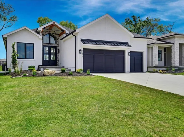 24936 W 98th Pl, Lenexa, KS 66227