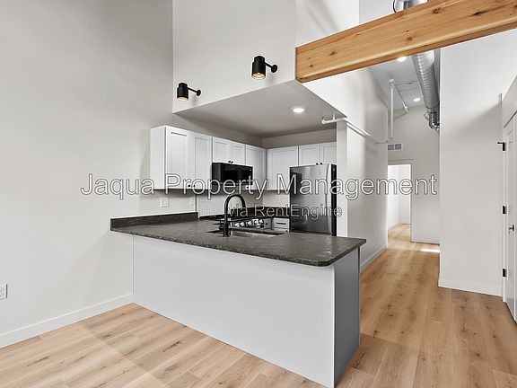 5th image of 266 E Michigan Ave #401