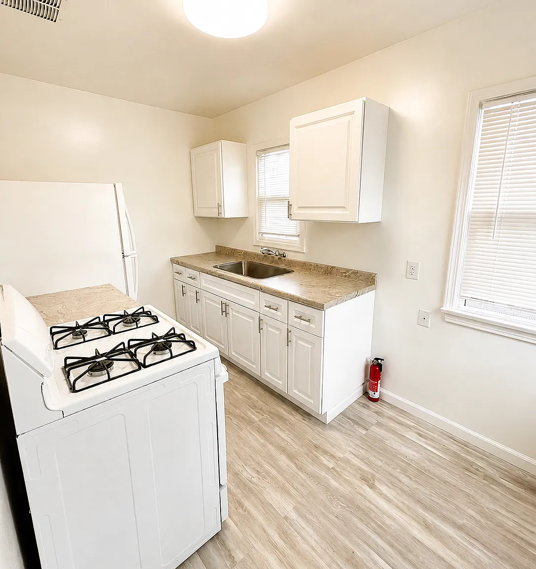 Studio, 400 sqft, $1,400 — Photo 4