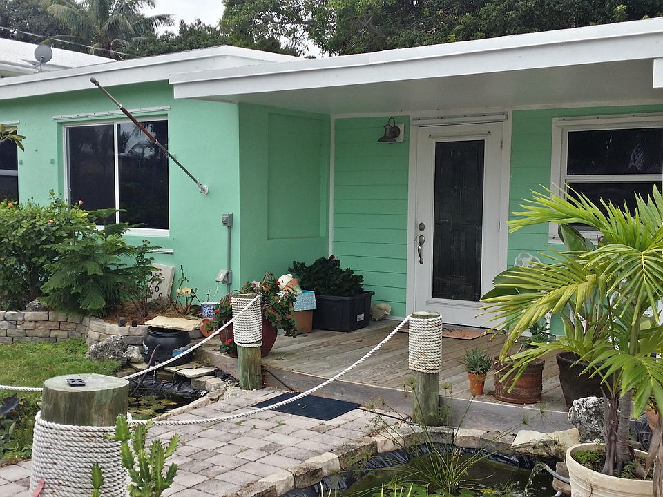 1st image of 169 N Coconut Palm Blvd