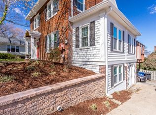 2211 King St, Alexandria, VA 22301