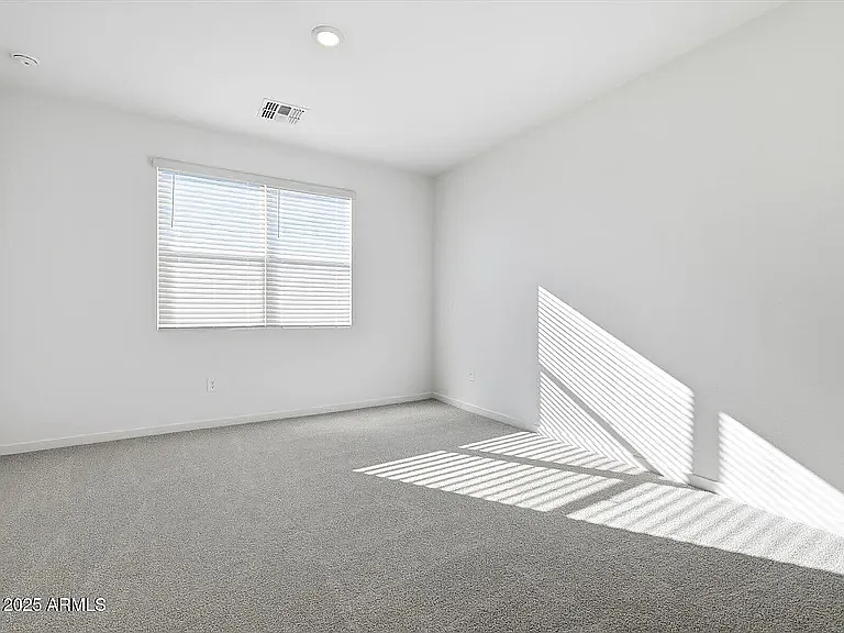 24637 W Grove St — Photo 5