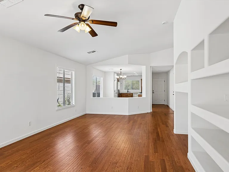 4719 E Amber Sun Dr — Photo 9