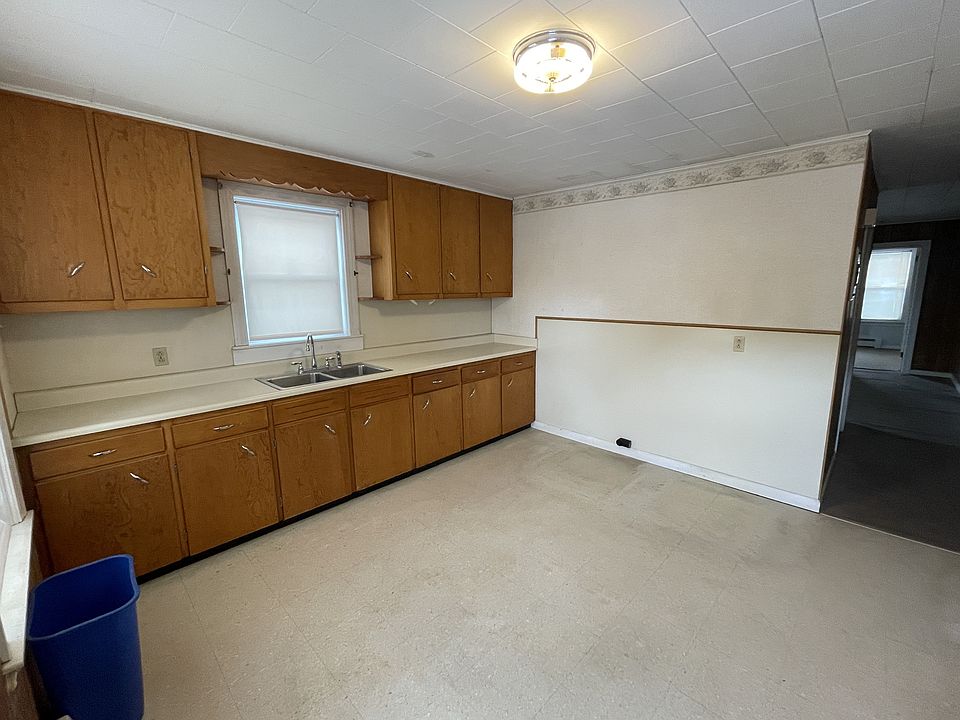 KITCHEN - CURRENTLY UNDER REHAB. NEW Stainless Fridge and Stove coming. Will update Photo soon.