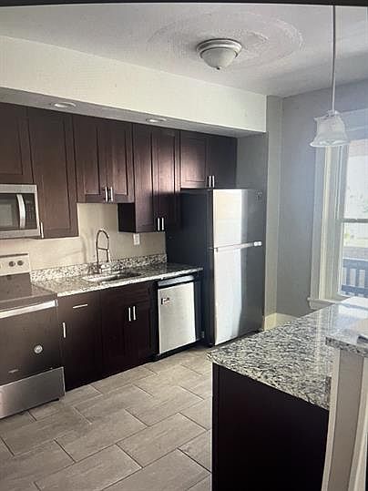 1st image of 316-320 S Pennsylvania Ave #316-5