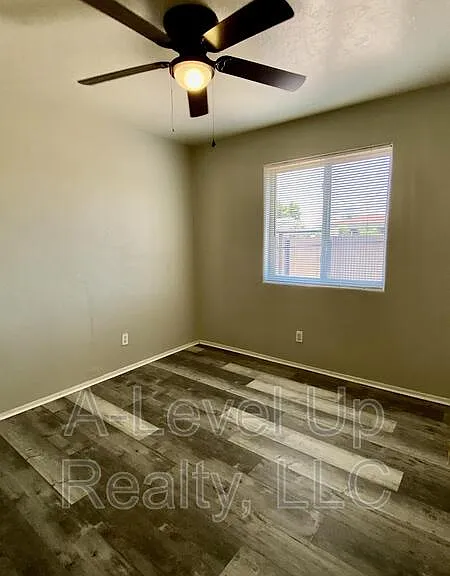 267 E 21st St #1 — Photo 16