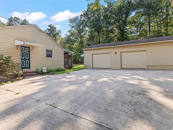 4th image of 4120 Ashley Ln