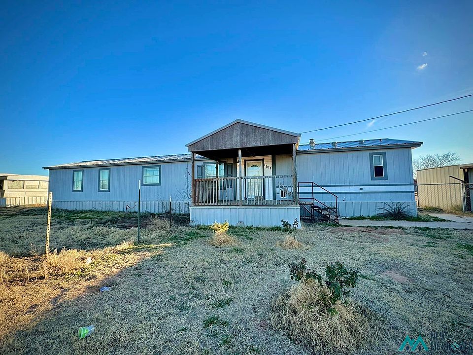 1st image of 1101 E Sandcrest Dr