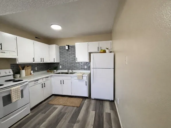 1200 Meadow Ln, 1200 Meadow Ln APT G, Waterloo, IA 50701