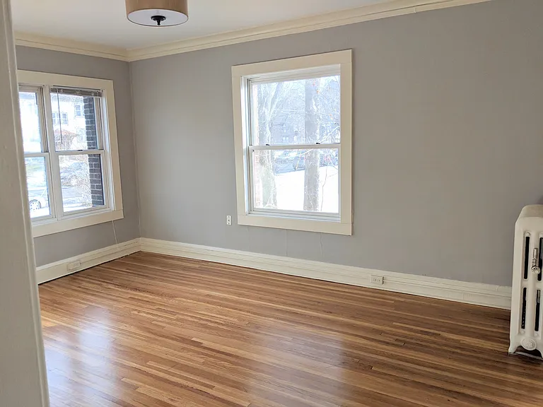 2338 Marshall Apartments — Photo 31