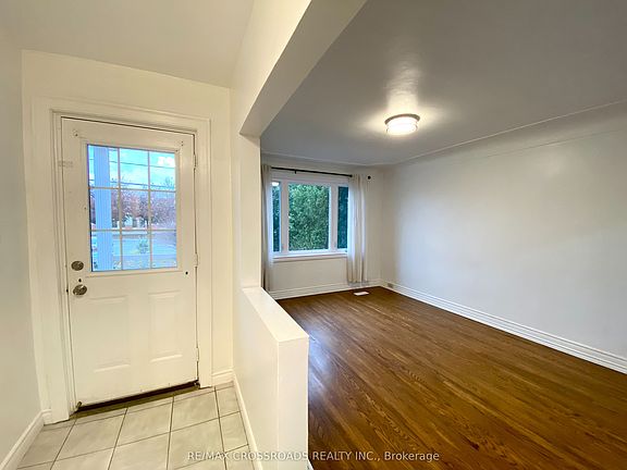 2nd image of 140 Gray Rd
