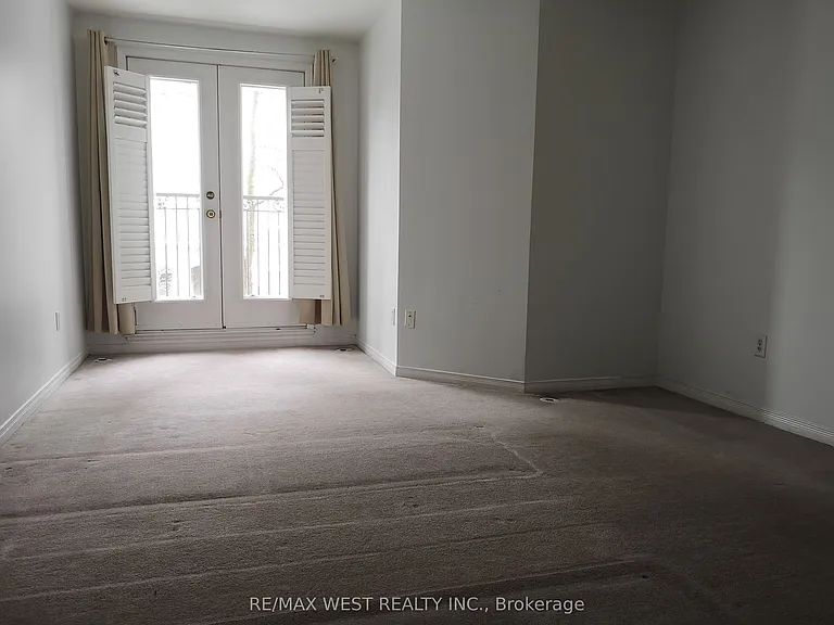 108 Finch Ave W #A21 — Photo 11