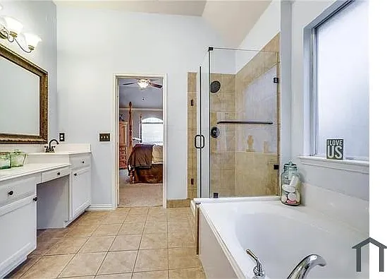 1605 Oak Brook Ln — Photo 25