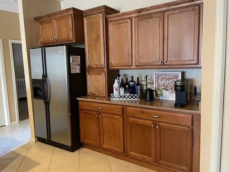 627 SW 47th Ter #627 — Photo 21