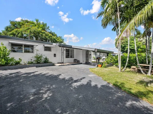 309 SW 7th Street, Hallandale Beach, FL 33009