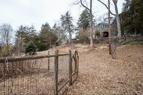 Beautiful rolling lawns w/ organic gardens