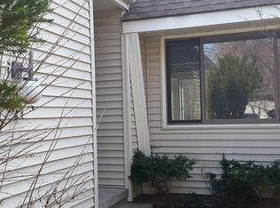 5134 Twana Dr, Des Moines, IA 50310