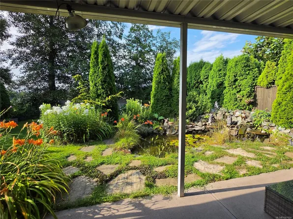 437 Rockland Rd, Campbell River, BC V9W 1N7