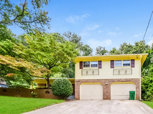 2264 Chestnut Hill Cir, Decatur, GA 30032