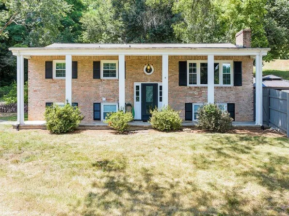 6019 Bent Mountain Rd, Roanoke, VA 24018