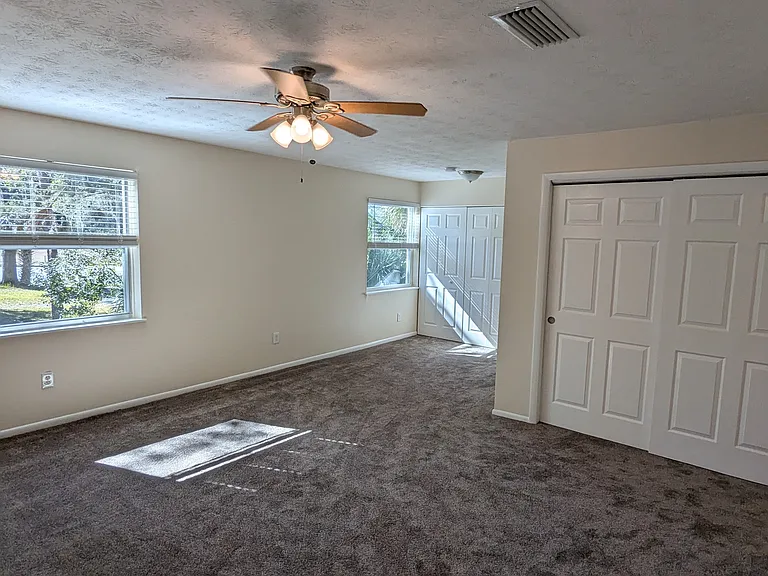 2207 Spring Park Rd — Photo 12