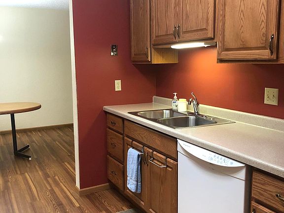4th image of 1415 Lake St APT 119