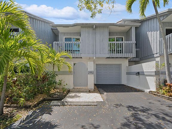 4th image of 2952 Florida Blvd