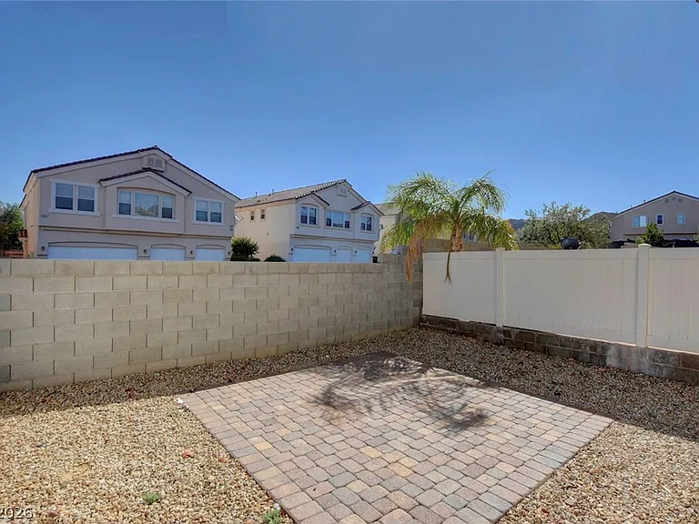 2576 Velez Valley Way — Photo 36