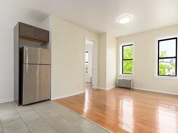 300 12th Street image 1 of 8