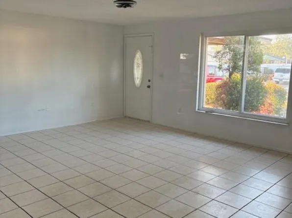 6306 37th Ave W, Bradenton, FL 34209