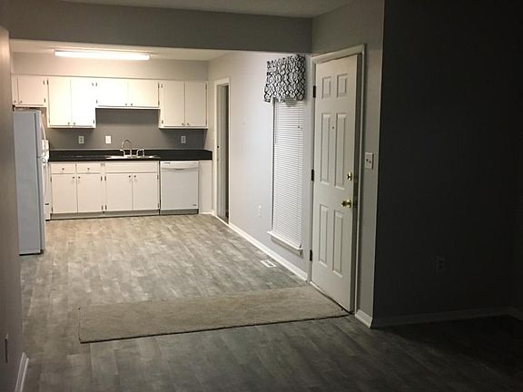4th image of 4686 Wendler Blvd