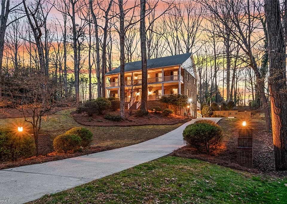 1st image of 3829 Tangle Oak Dr
