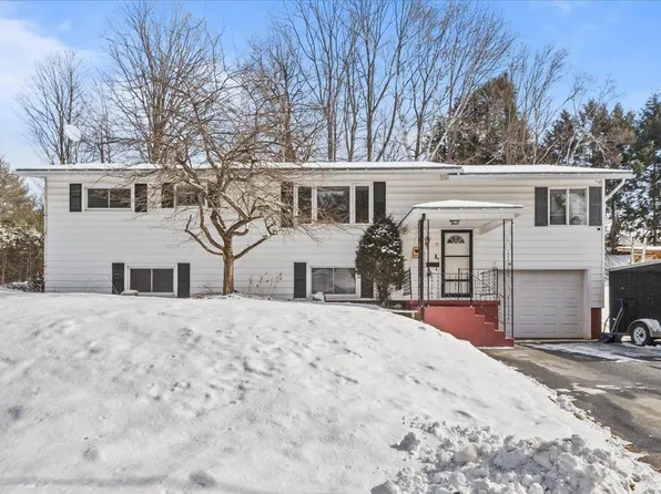 17 Woodland Drive, Barre City, VT 05641