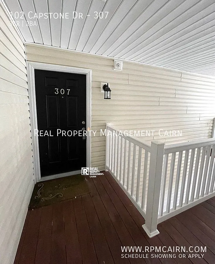 3 Bedroom 2 Bathroom Cornerstone Apartment — Photo 2