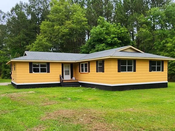 136 Sampson Ln, Ruffin, SC 29475